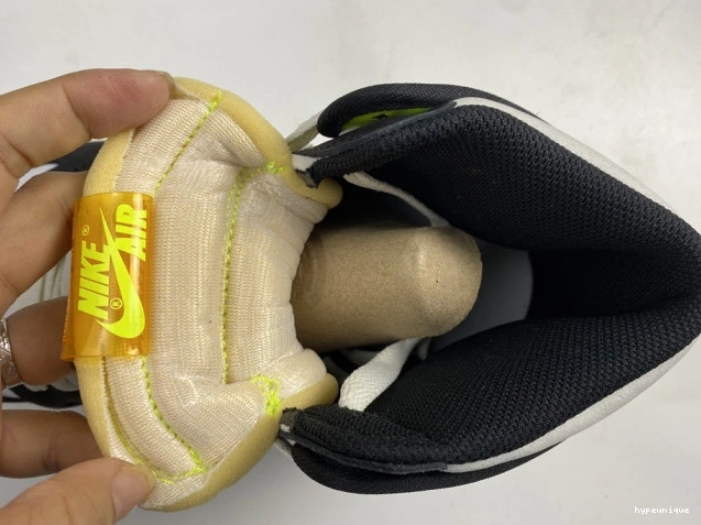 HYPE 555088-118 'VOLT HIGH OG JORDAN GOLD' 1 RETRO AIR 0717